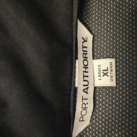 Ladies Size XL Black Light Weight Jacket - Picture 4 of 5